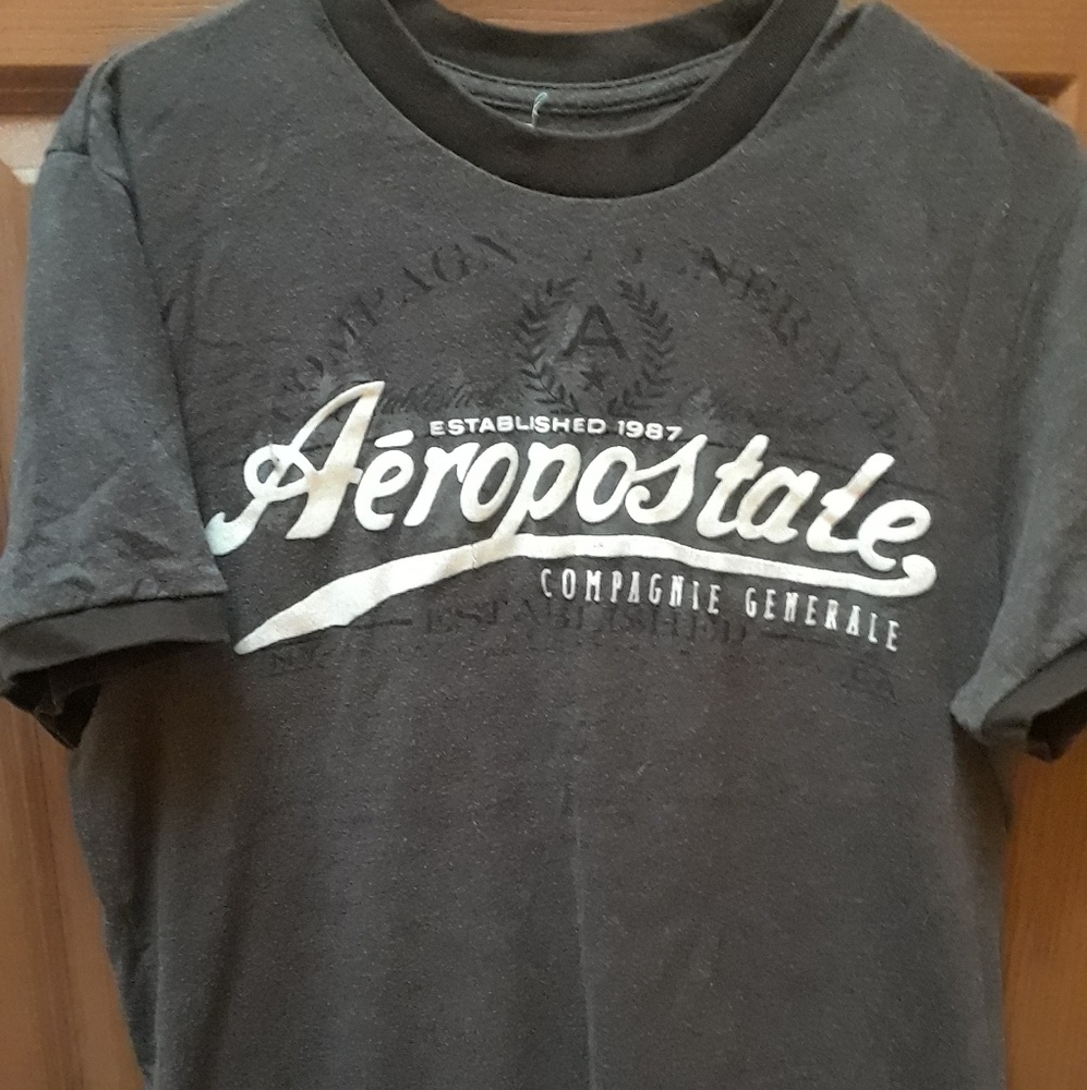 Aerpostale t shirt
